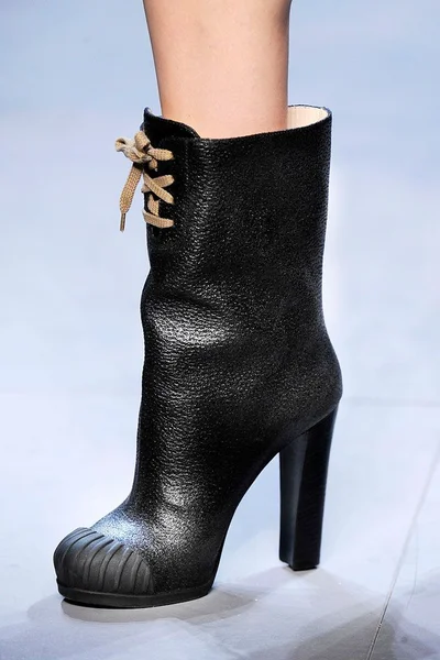 Look 49